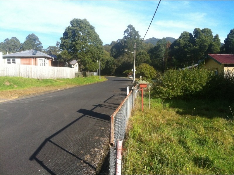 5  Hollywood st, Rosebery TAS 7470