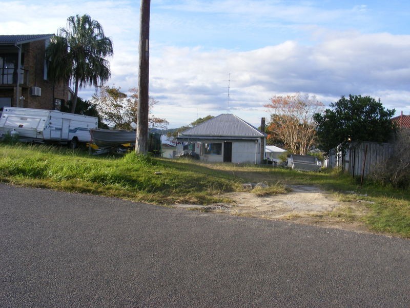 144 Watkins Road, Wangi Wangi NSW 2267