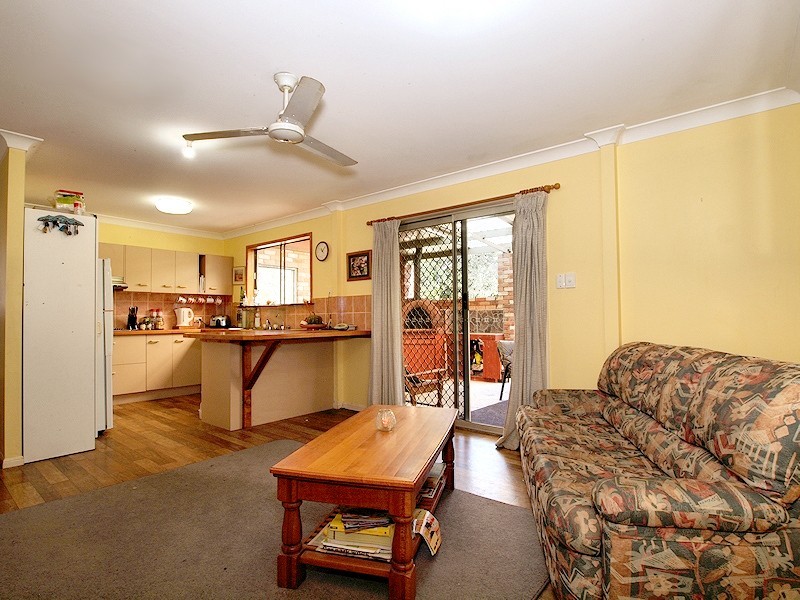 2 Lyell Court, Mount Samson QLD 4520