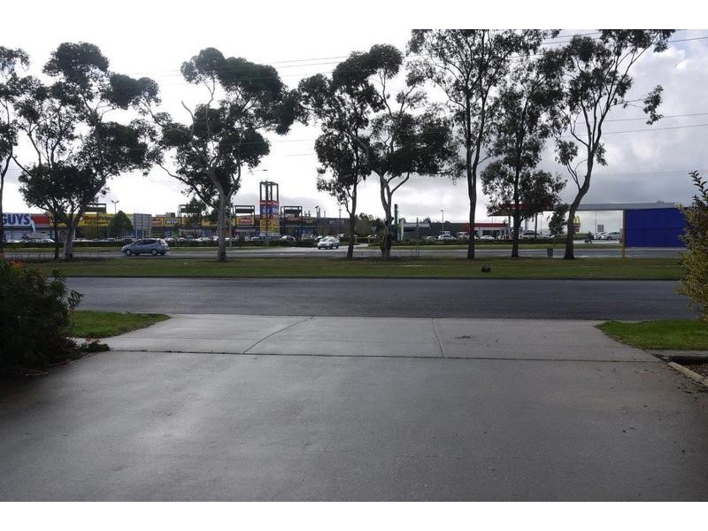 5/85 – 91 High Street, Melton VIC 3337