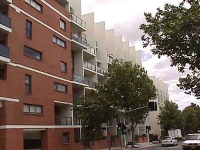 202W/138 to 140 CARILLON AVENUE, Newtown NSW 2042