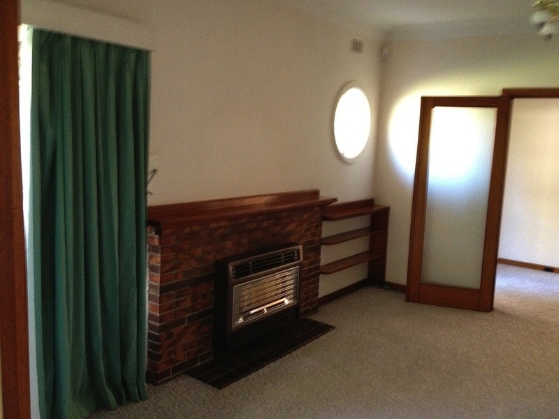 25 CLYDE STREET, Kew East VIC 3102