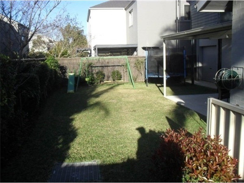 35 Henricks Avenue, Newington NSW 2127