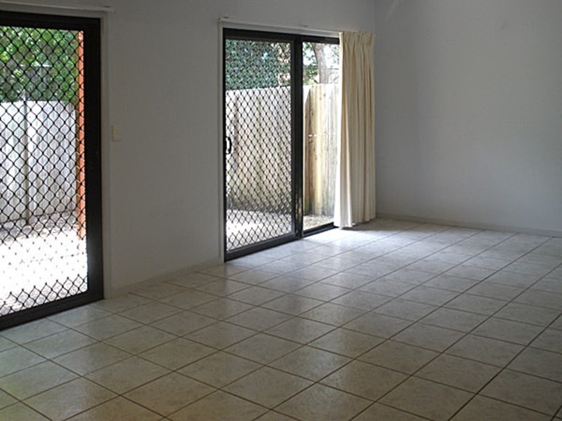 3/16  BARADINE STREET, Newmarket QLD 4051