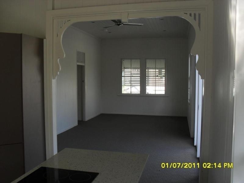 4   Bridge st, Red Hill QLD 4059