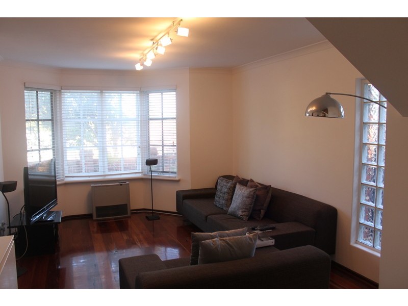 Unit 1/2 Deeley Street, Maylands WA 6051