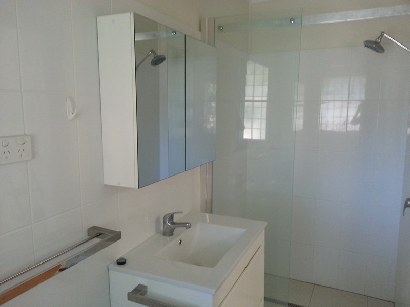 2/50 Moore St, Morningside QLD 4170