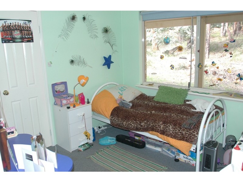 205 Patrick Place, Mundaring WA 6073