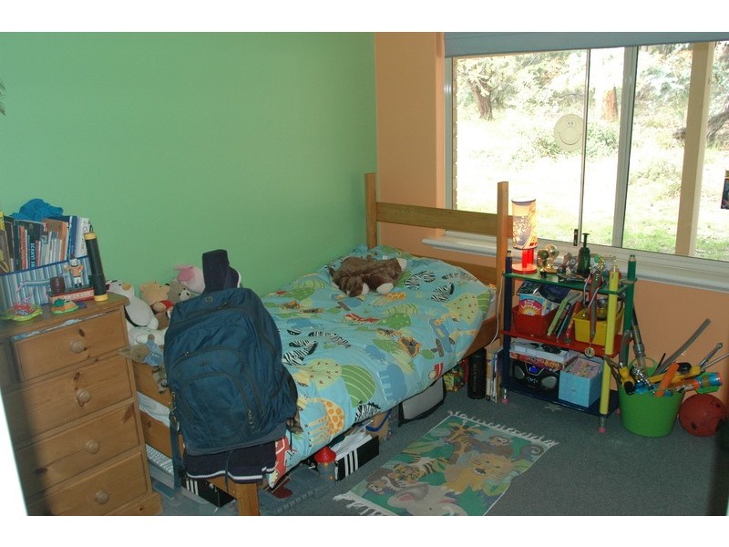 205 Patrick Place, Mundaring WA 6073