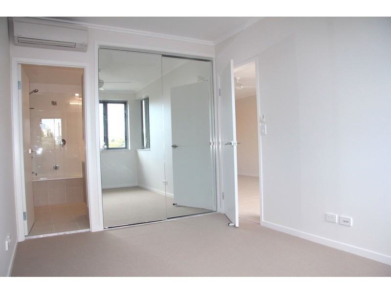 107/425 Hawthorne Rd, Bulimba QLD 4171