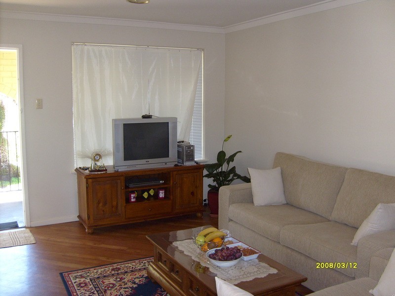 6/8 Rutland Ave, Lathlain WA 6100