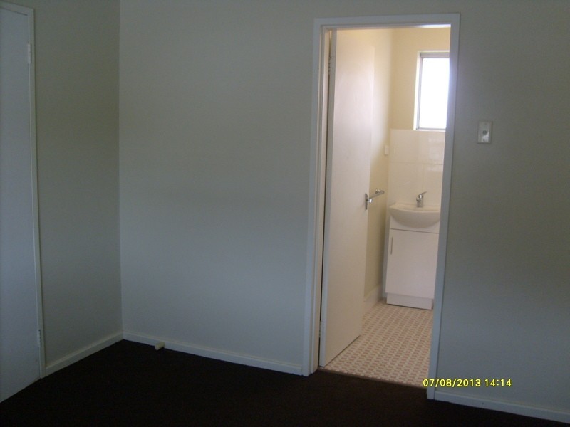 6/8 Rutland Ave, Lathlain WA 6100
