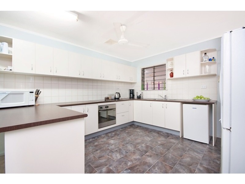 85 Albert St, Cranbrook QLD 4814