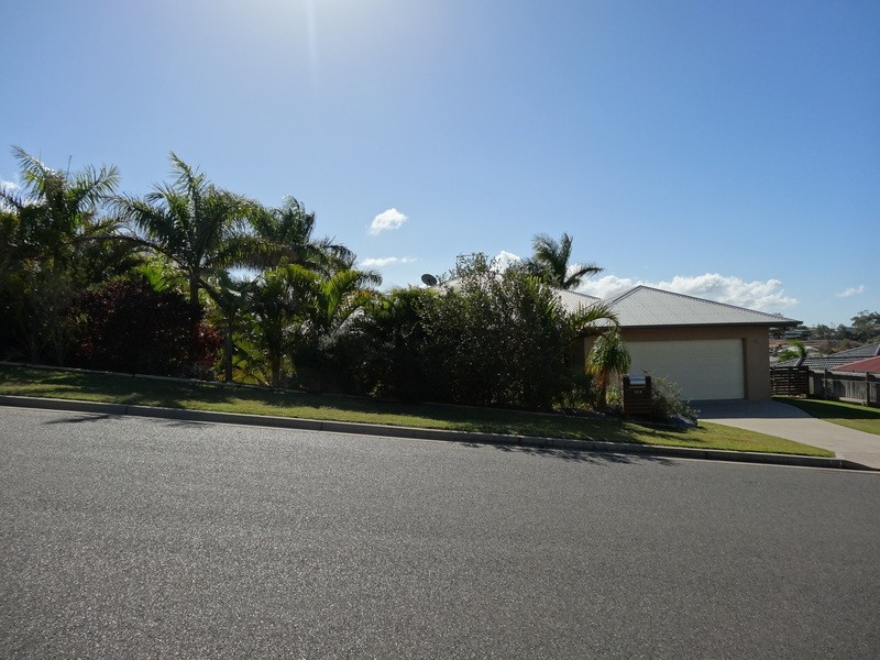 100 Emmadale Drive, New Auckland QLD 4680