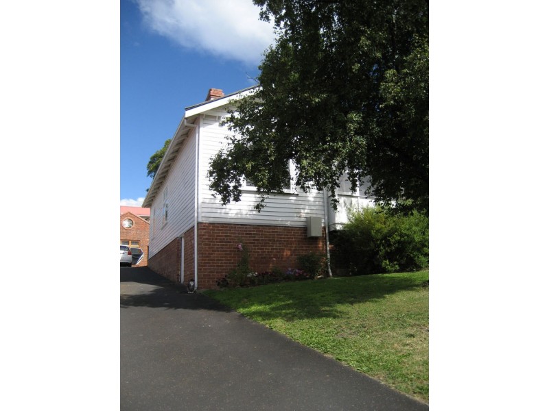 81 Lord St, Sandy Bay TAS 7005