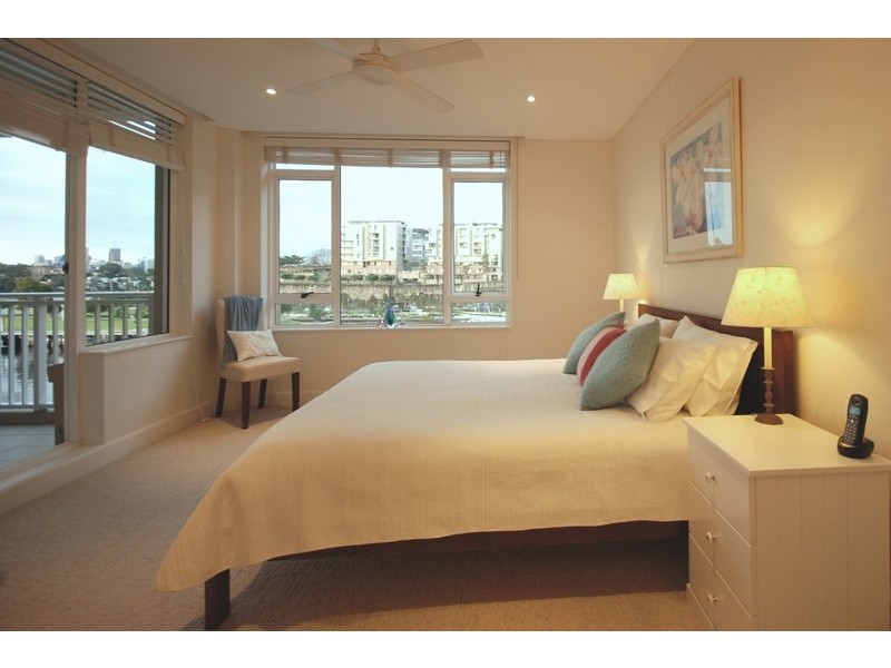 404/42 Refinery Drive, Pyrmont NSW 2009