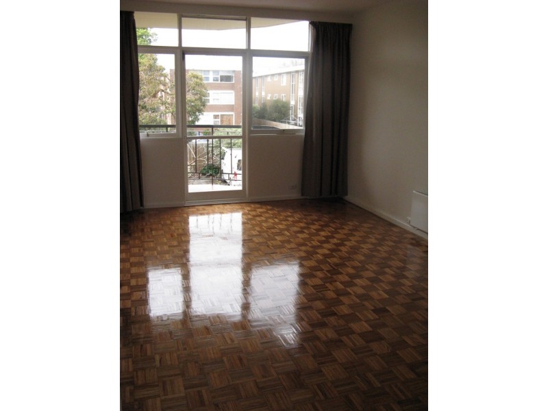 9/350 Dandenong Rd, St Kilda East VIC 3183