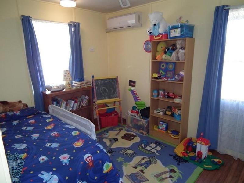 16 Nathan St, Vincent QLD 4814