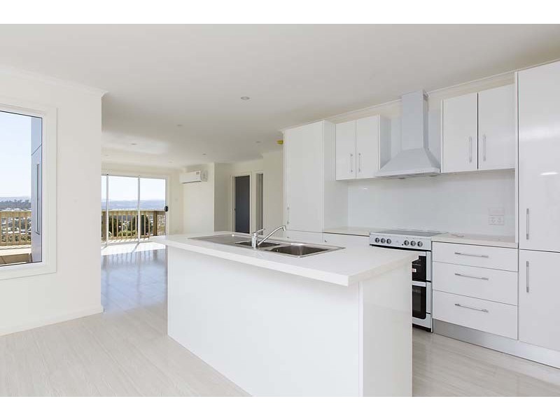 2/7 Travers Court, Claremont TAS 7011