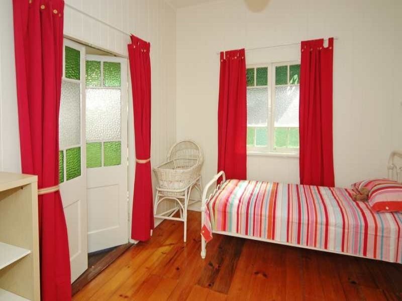 14 Somerset Street, Windsor QLD 4030