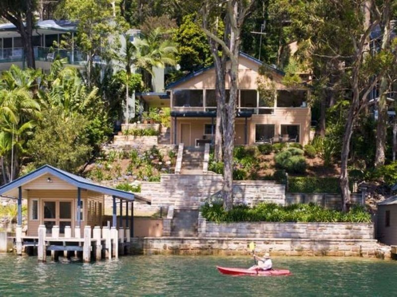 18 McCarrs Creek Road, Church Point NSW 2105