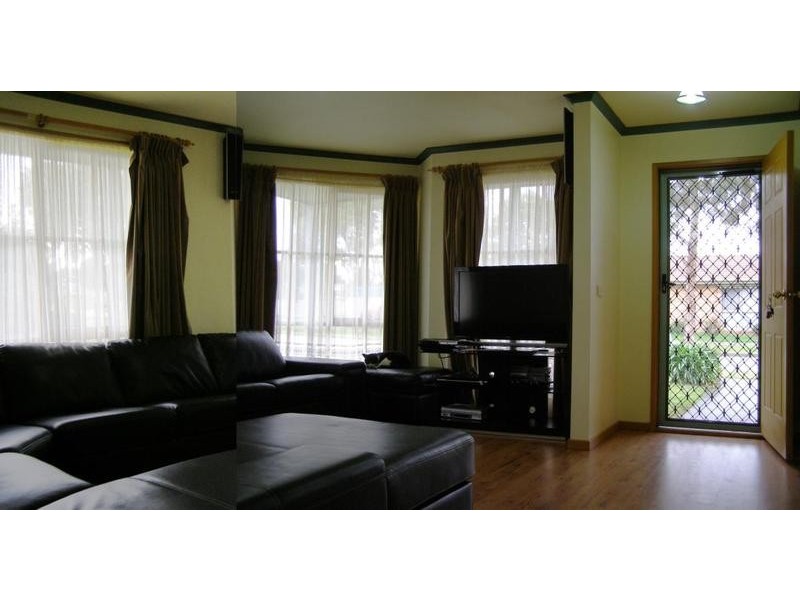 17 Jacana Drive, Carrum Downs VIC 3201