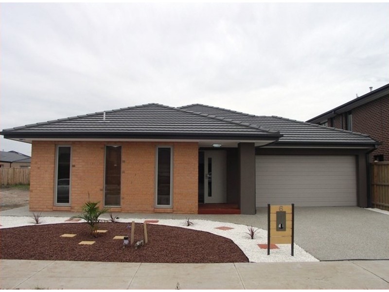 6 Newburgh Street, Keysborough VIC 3173