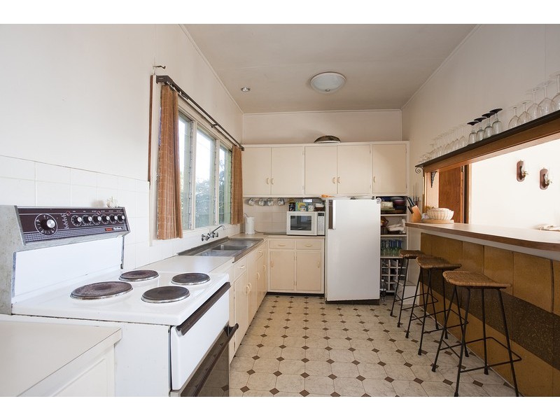 15 George Street, Lorne VIC 3232