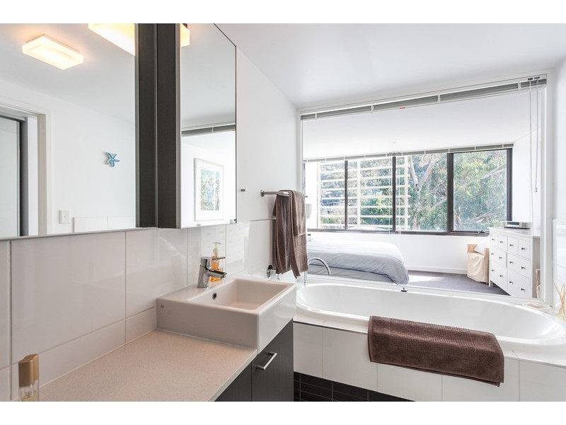 24/4 Smith Street, Lorne VIC 3232