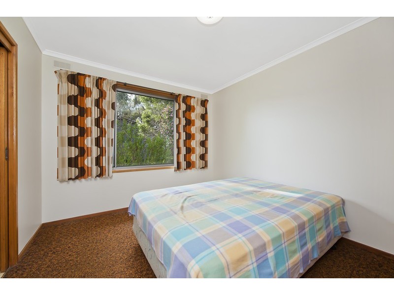 150 Yaugher, Forrest VIC 3236