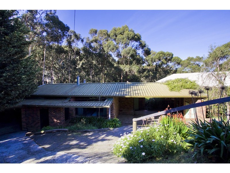 1 & 2/6 Richardson Boulevard, Lorne VIC 3232