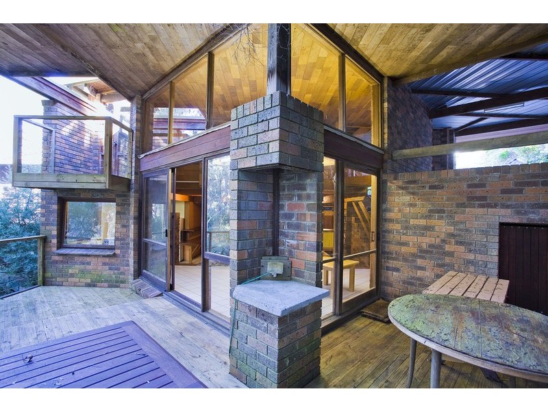 1 & 2/6 Richardson Boulevard, Lorne VIC 3232