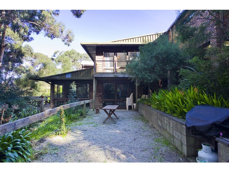 1 & 2/6 Richardson Boulevard, Lorne VIC 3232