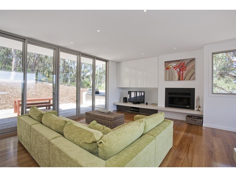 10 Skyline Court, Lorne VIC 3232