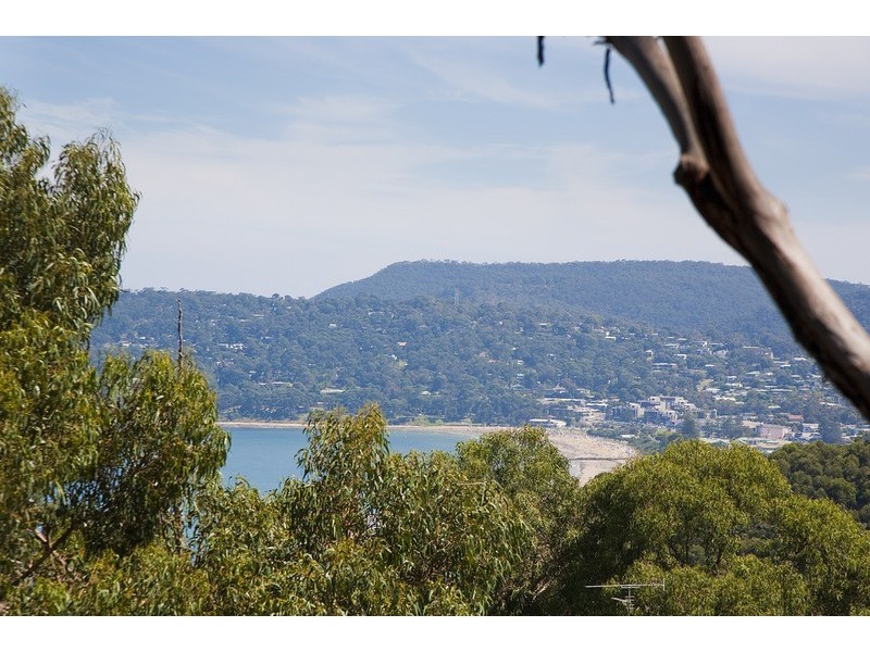 10 Skyline Court, Lorne VIC 3232