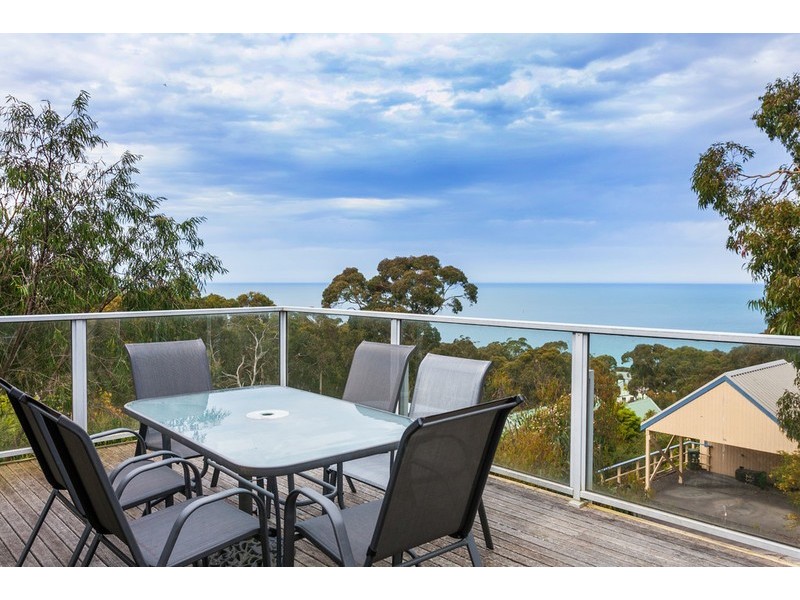 24 Normanby Terrace, Lorne VIC 3232