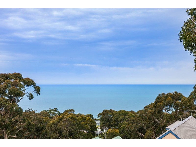 24 Normanby Terrace, Lorne VIC 3232