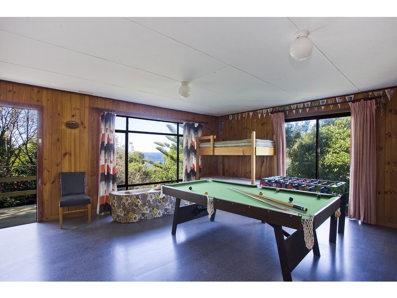 8 Riverside Drive, Wye River VIC 3221