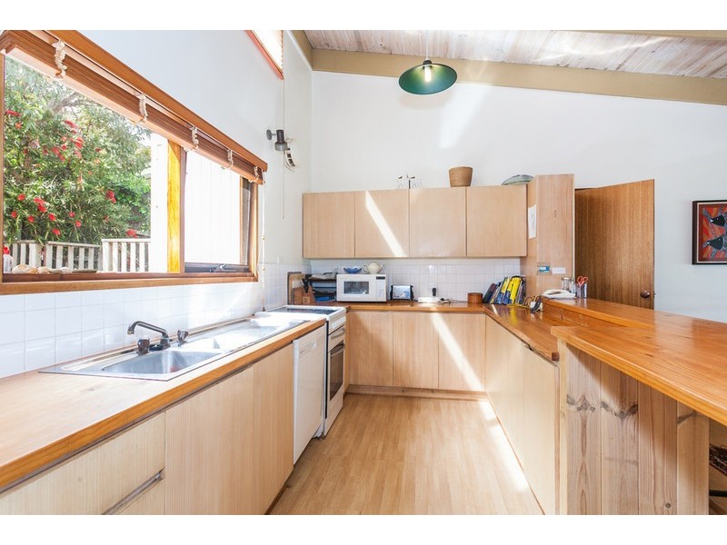 9 Tradewinds Avenue, Lorne VIC 3232