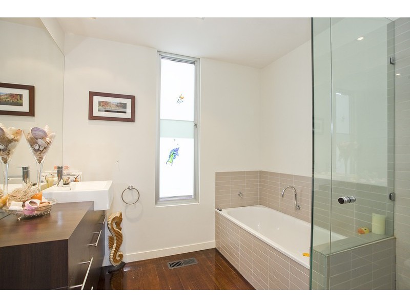 25 Toorak Terrace, Lorne VIC 3232