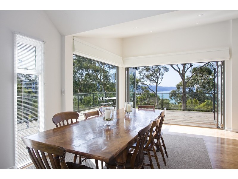 17 Lorne Avenue, Lorne VIC 3232