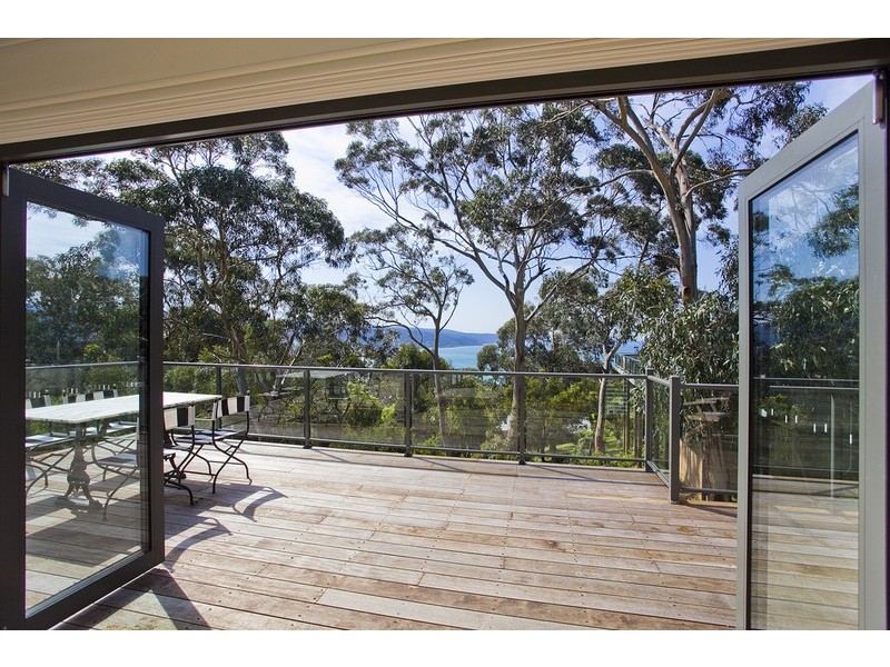 17 Lorne Avenue, Lorne VIC 3232