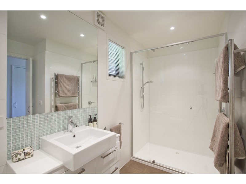 17 Lorne Avenue, Lorne VIC 3232