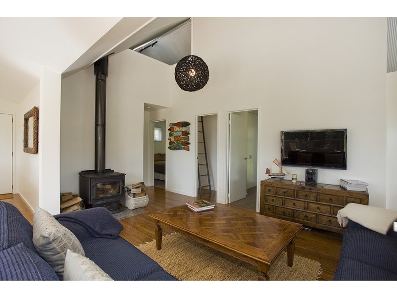 17 Lorne Avenue, Lorne VIC 3232