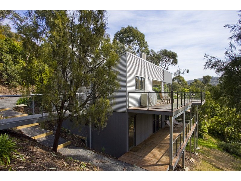 17 Lorne Avenue, Lorne VIC 3232