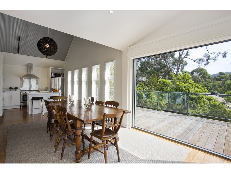 17 Lorne Avenue, Lorne VIC 3232