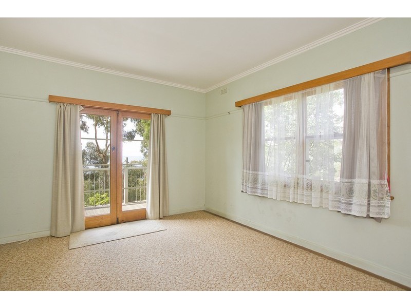 48 Charles Street, Lorne VIC 3232