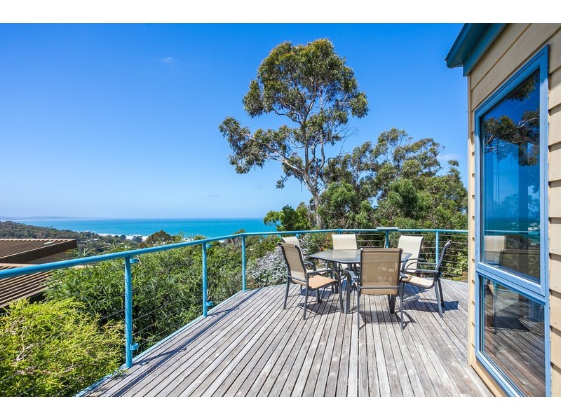 18 Hopetoun Terrace, Lorne VIC 3232