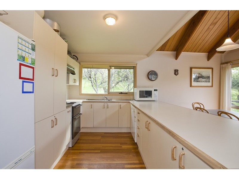 2/17 Fern Avenue, Lorne VIC 3232