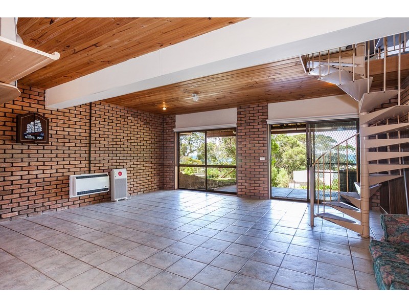 24 Grand Parade, Lorne VIC 3232